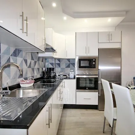 Modern In Complex With Pool In Apartmán Costa Adeje (Tenerife)